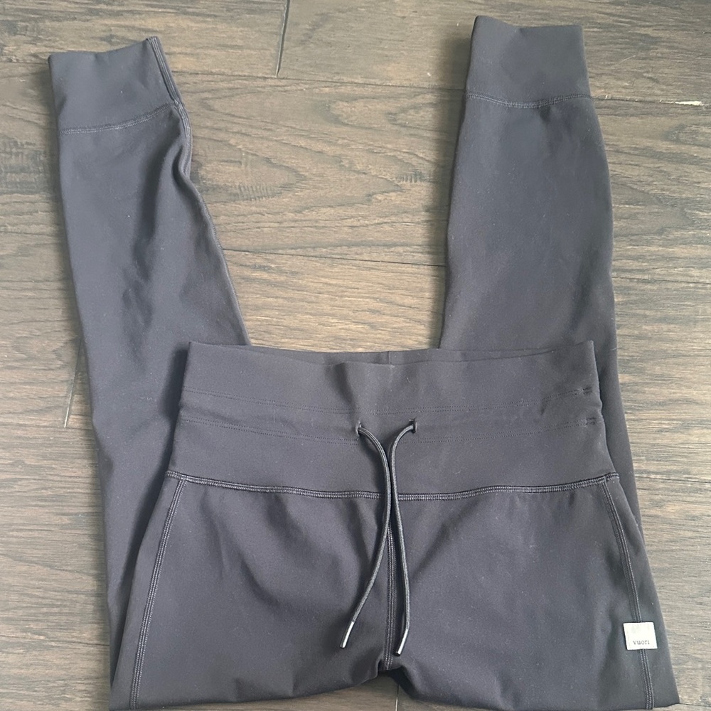 Vuori Black Leggings